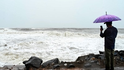 INDIA-WEATHER-CYCLONE-2_1793438900007_YHPC_1793438916742_JN3p_8595732c-4984-4e12-9406-5d2e460ae2b5_riKw